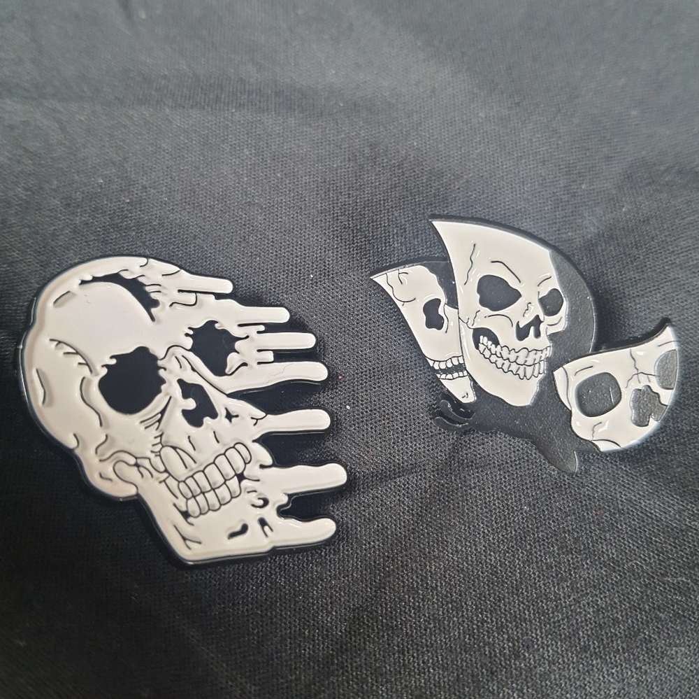 Lot Of 2 Skulls Enamel Pins